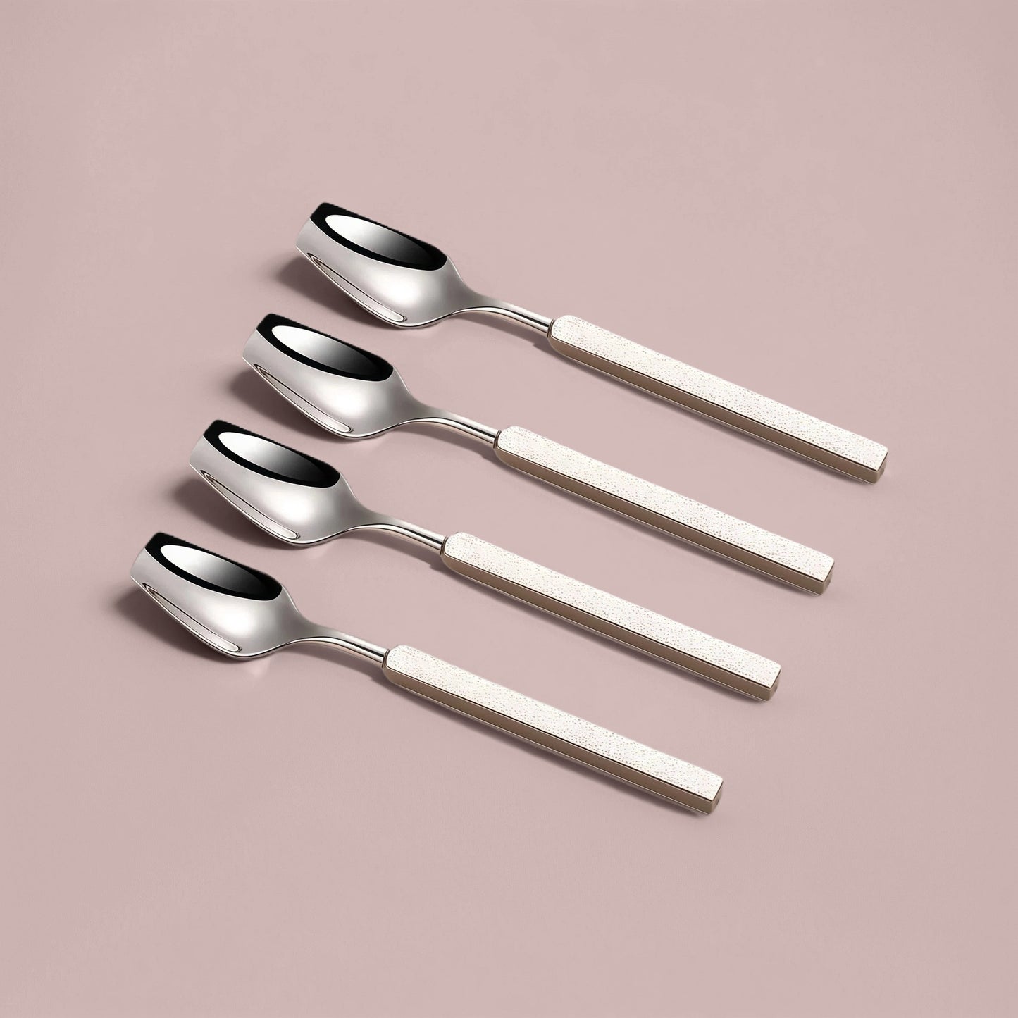 Ensemble de couverts en inox