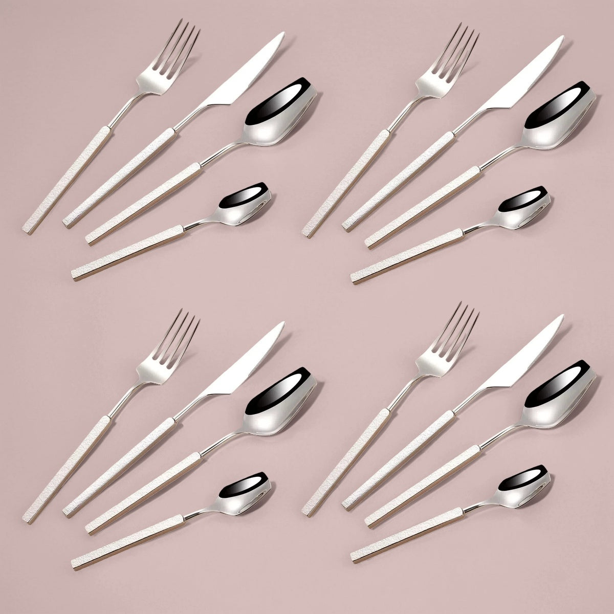 Ensemble de couverts en inox